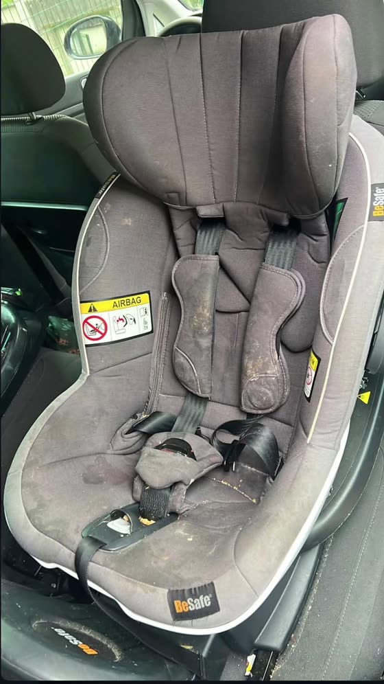 Siège auto enfant BeSafe avant nettoyage vapeur